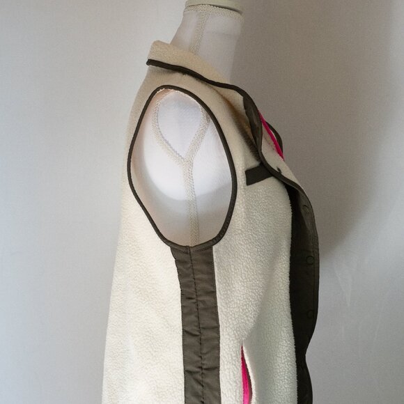 Talbots Cream Vest with Olive and Pink Trim - Picture 2 of 12